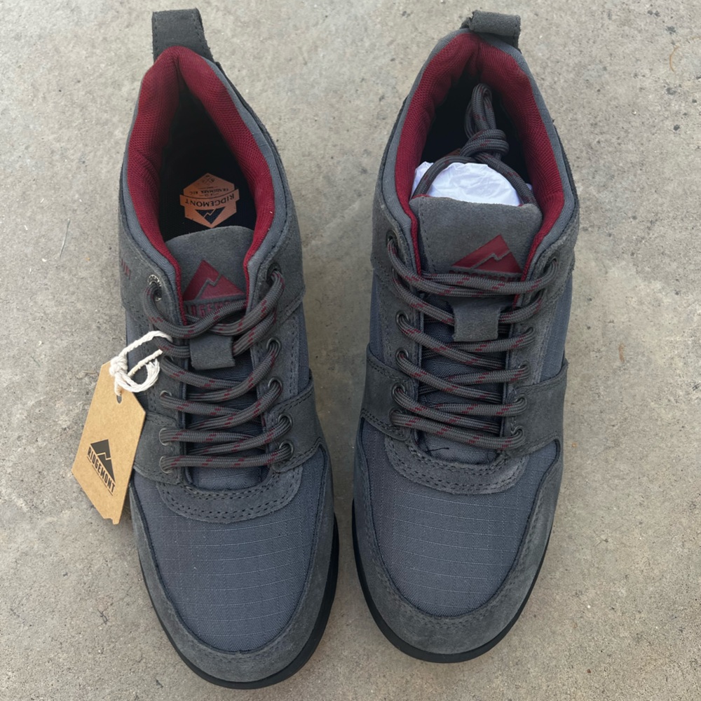 NEW Ridgemont Men's Charcoal and Burgundy Scape Lo Shoes